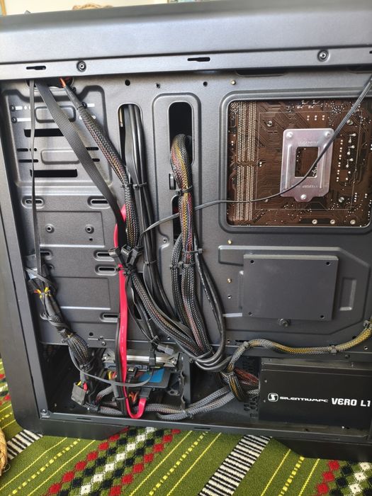 Komputer stacjonarny Intel i5-7500: GTX 1060 6GB : 16GB RAM