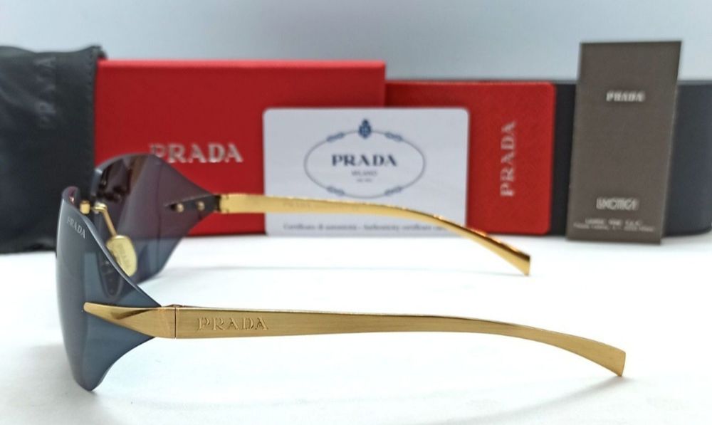 Брендовые очки унисекс солнцезащитные модные черные в золоте безоправн