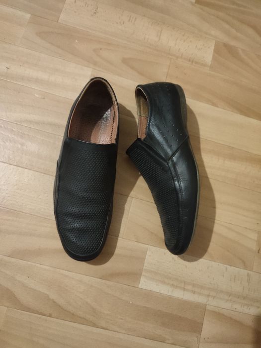 Продам мокасины туфли натуральная кожа мужские р 42