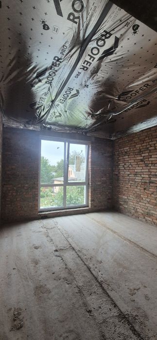 Таунхаус в престижному районі! Паркомісце,  дитячий майданчик, тераса!