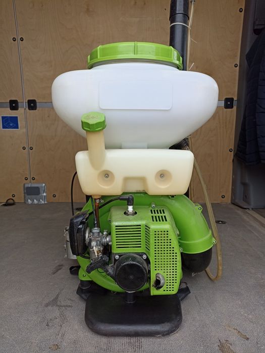 Оприскувач бензиновий, Мотооприскувач