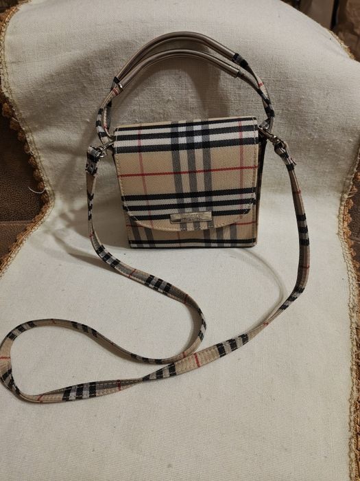 Burberry torebka oryginał
-73%
1850,00 zł