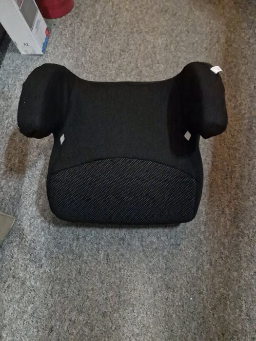 Nowy poddupnik siedzieko fotelik dla dziecka 15/36 kg czarny samochodo