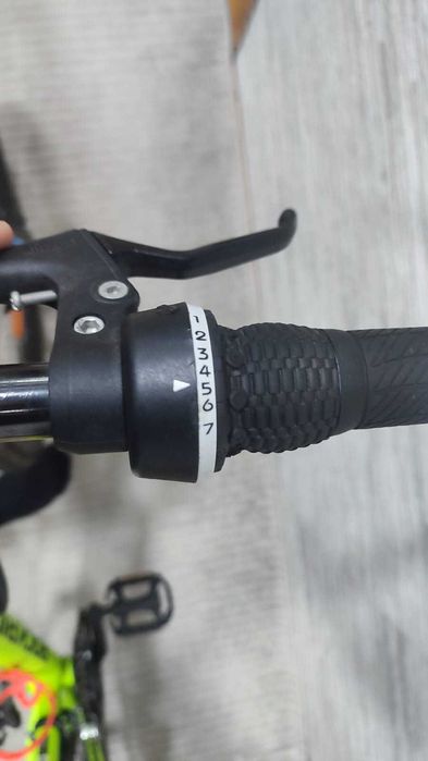 BTT ST100 Amar. Rockrider usado em ótimo estado, +acessório e corrente