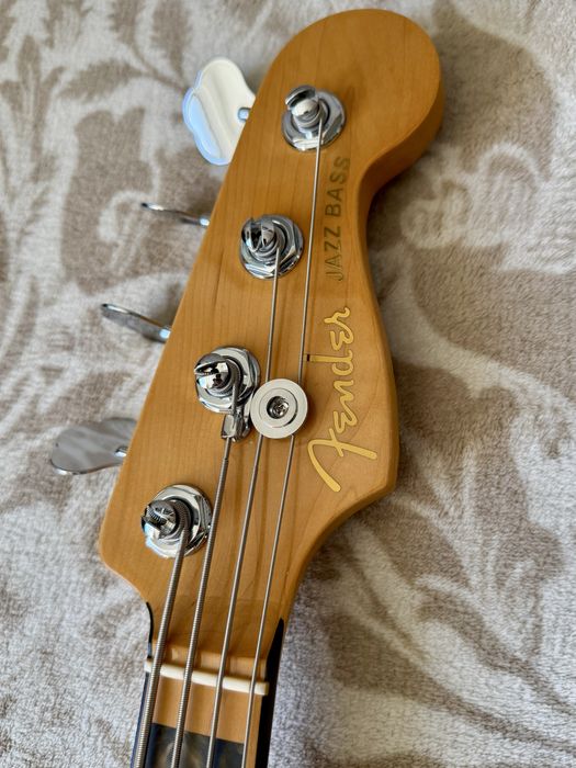 Fender American Ultra Jazz Bass 4 IV USA