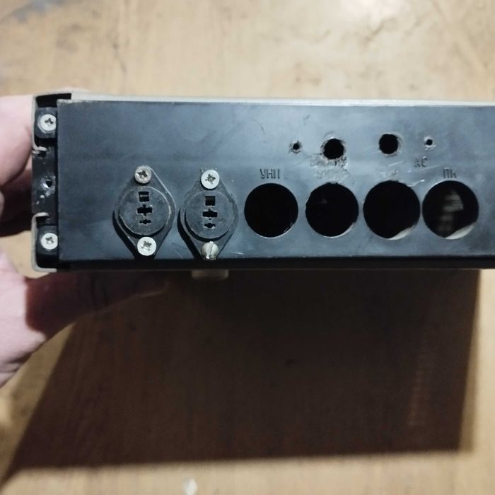 Корпус усилителя , Электроника 20 стерео: 414 грн. - Прочая электроника ...