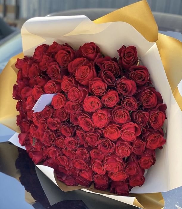 Букет зі 101 троянди