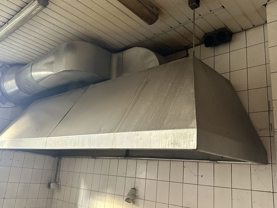 Pochlaniacz gastronomiczny + wyciag + komin zewnetrzny