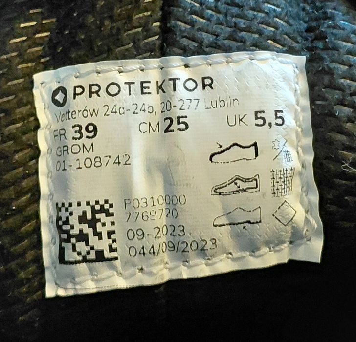 Nowe buty Protektor, taktyczne, wojskowe, zimowe, r. 39