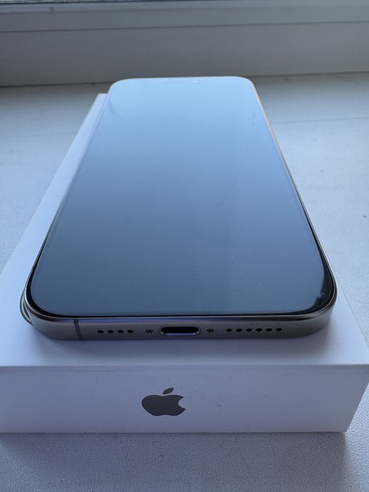 iPhone 15 Pro Max Titanium  256Gb ідеальний батарея 90%