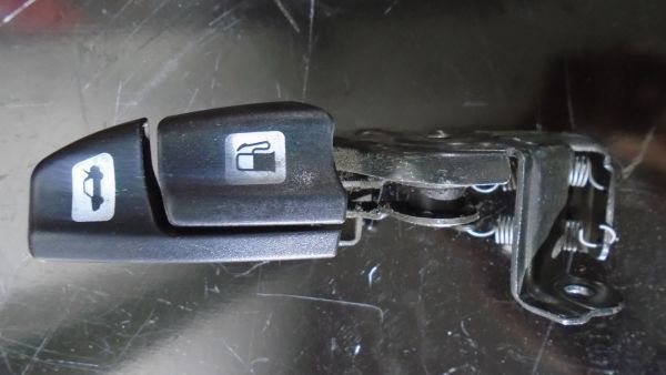 Comando Da Mala E Gasolina Alfa Romeo 156 (932_)