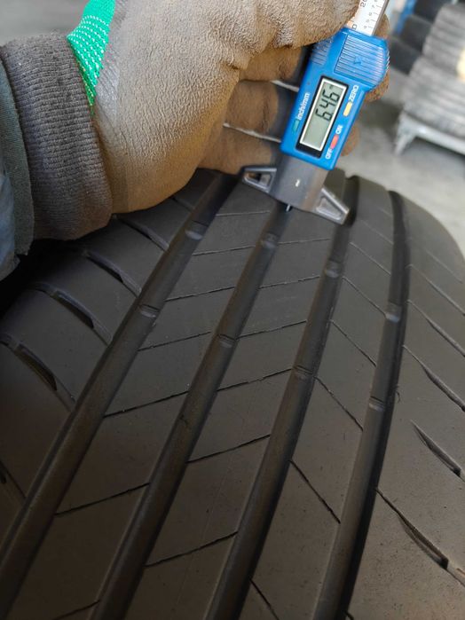 R18 235 55 шини літні 24р Bridgestone Turanza T005 гарний стан