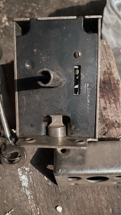 Працюючий замок + ключі