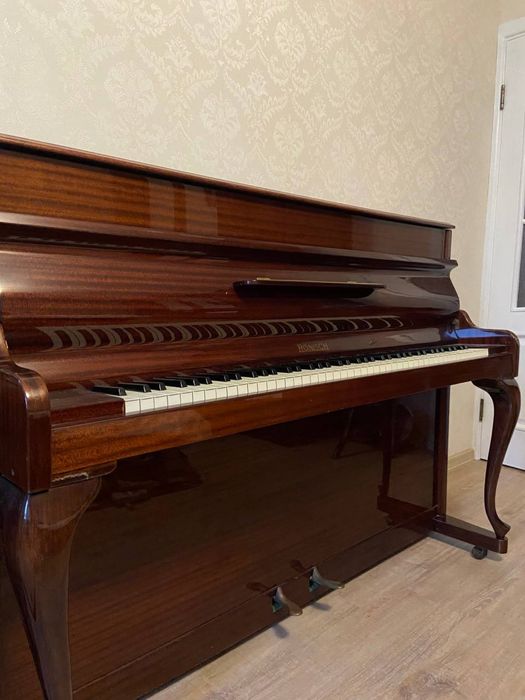 Пианино Ronisch.