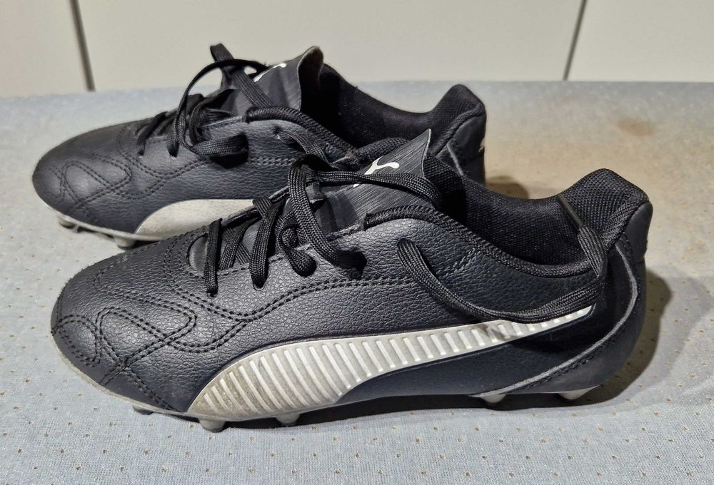 Chuteiras Puma Monarch II criança N 33