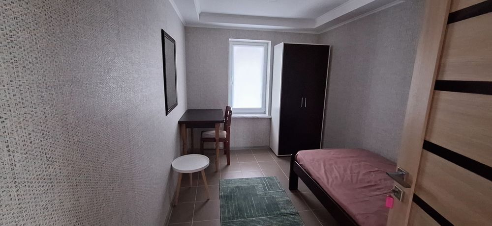 Здам кімнату без хазяїна.