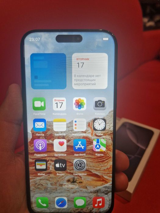 Мобiльний телефон Iphone 16 pro max.Нюанси в опиci.