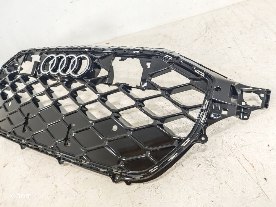 audi rsq8 lift 24- grill atrapa chłodnicy 4m8853651cb
