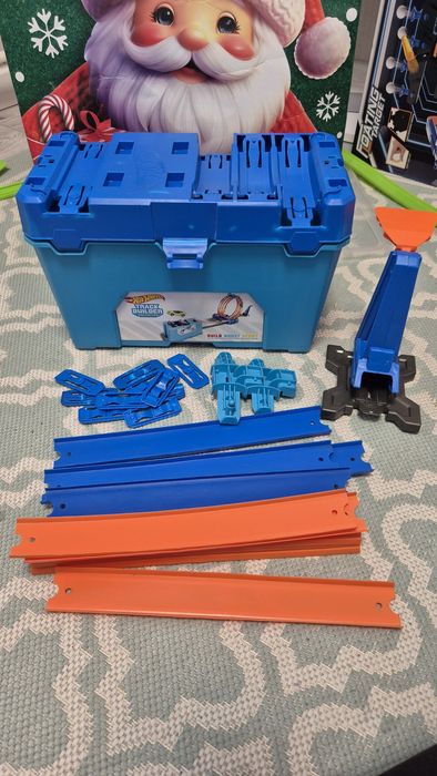 Хот вілс hot wheels track builder