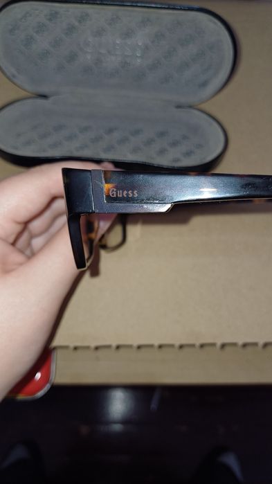 Armações de óculos da GUESS