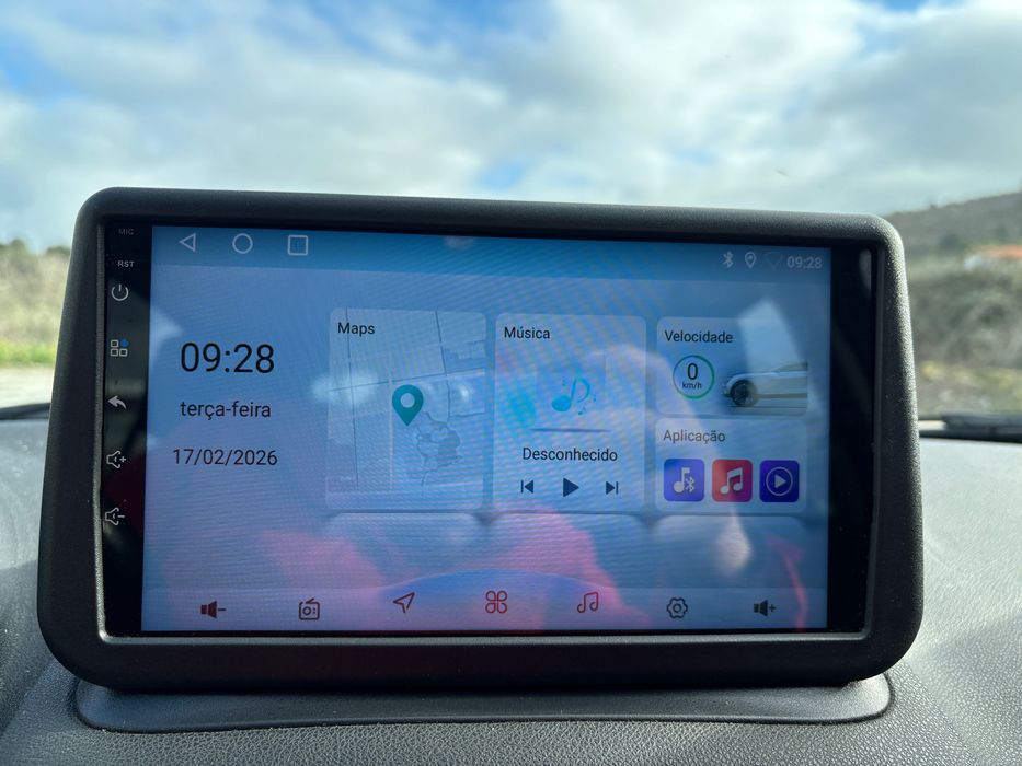 Renault Clio 1.2 16v com Gps