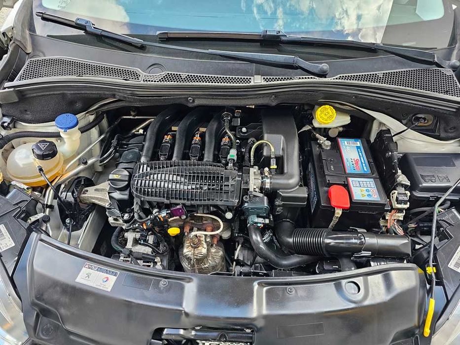 Peugeot 208 1.2Vti 82Cv 75.000Km 06/2015