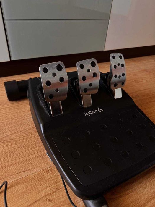 Logitech G920 + Shifter + Wheel Stand Pro Deluxe V2 – KOMPLET
