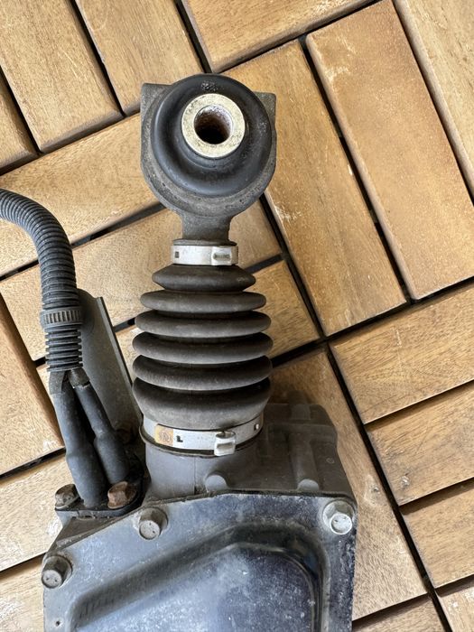 Siłownik Belki Osi Skrętnej 4CONTROL RENAULT ESPACE