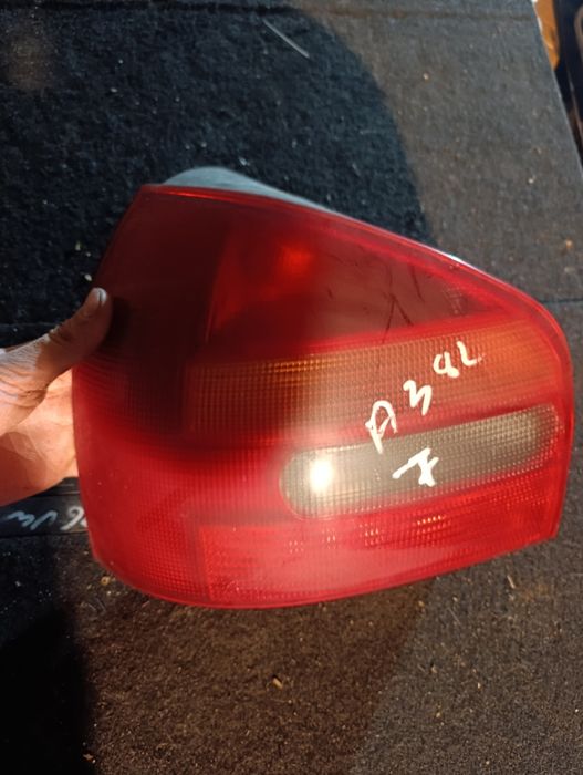 Lampa tył audi a3 8 l lewa
