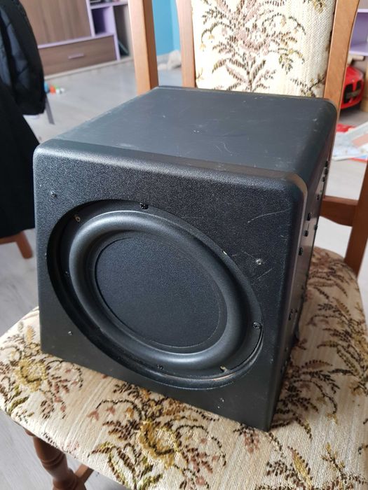 Subwoofer aktywny AXTON AXB20A