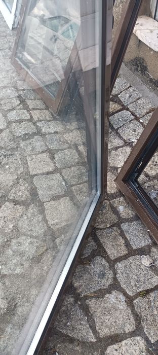 3 janelas de vidro duplo em alumínio com dupla abertura