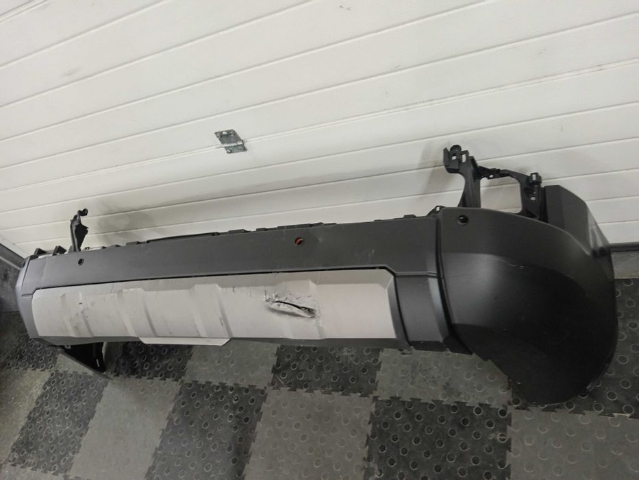 Задний бампер Toyota Land Cruiser Крузер 250