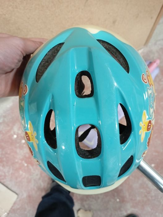 Trotinete de criança + capacete