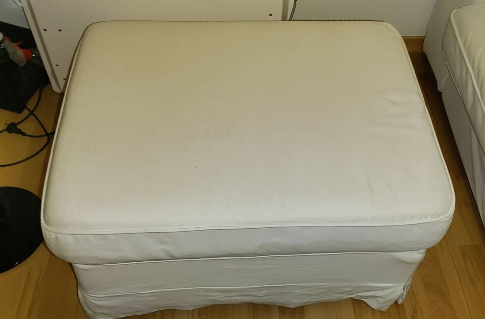 Repousa pés IKEA com arrumação