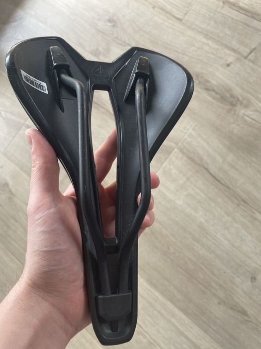 Siodełko Ryet 145mm