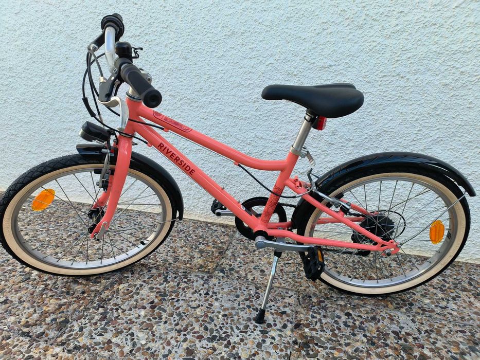 Bicicleta de criança como nova