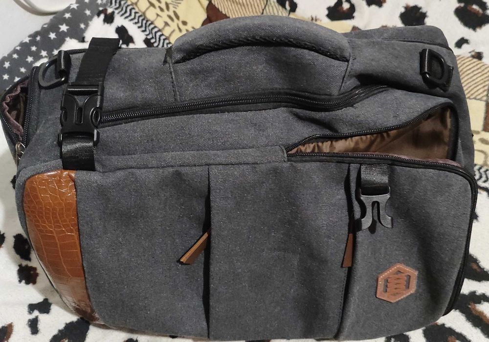 Рюкзак-трансформер з м'яким каркасом для походів