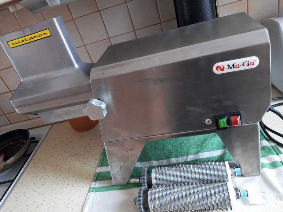 Kotleciarkę elektryczna ma-ga km20