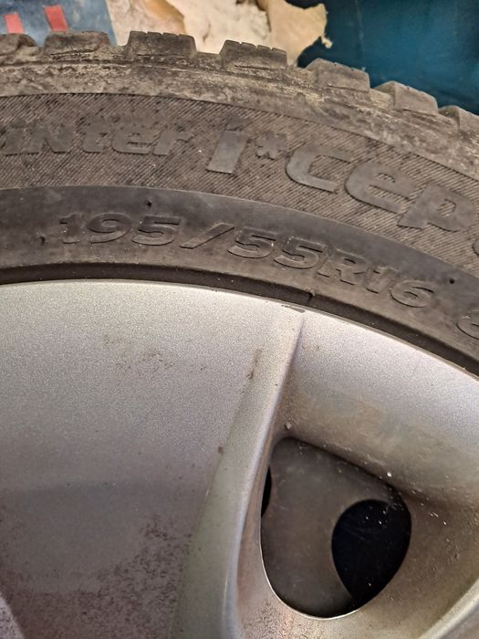 Sprzedam koła kpl 4sztuki  do BMW