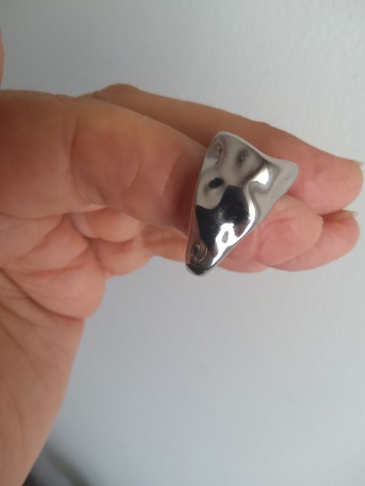 Anel ajustável dá para qualquer medida