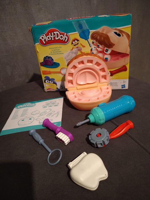 Zestaw Play-Doh Dentysta + gratisy