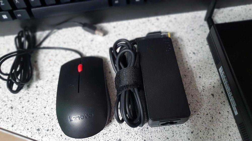 Неттоп Lenovo ThinkCentre M75q Gen 2, Ryzen 5350GE/16GB/256GB/Wi-Fi+BT