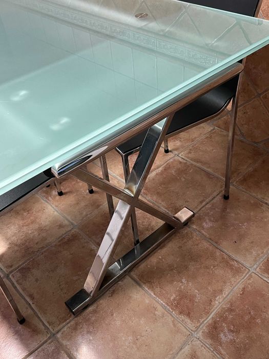 Glass Kitchen Table511921479400837124