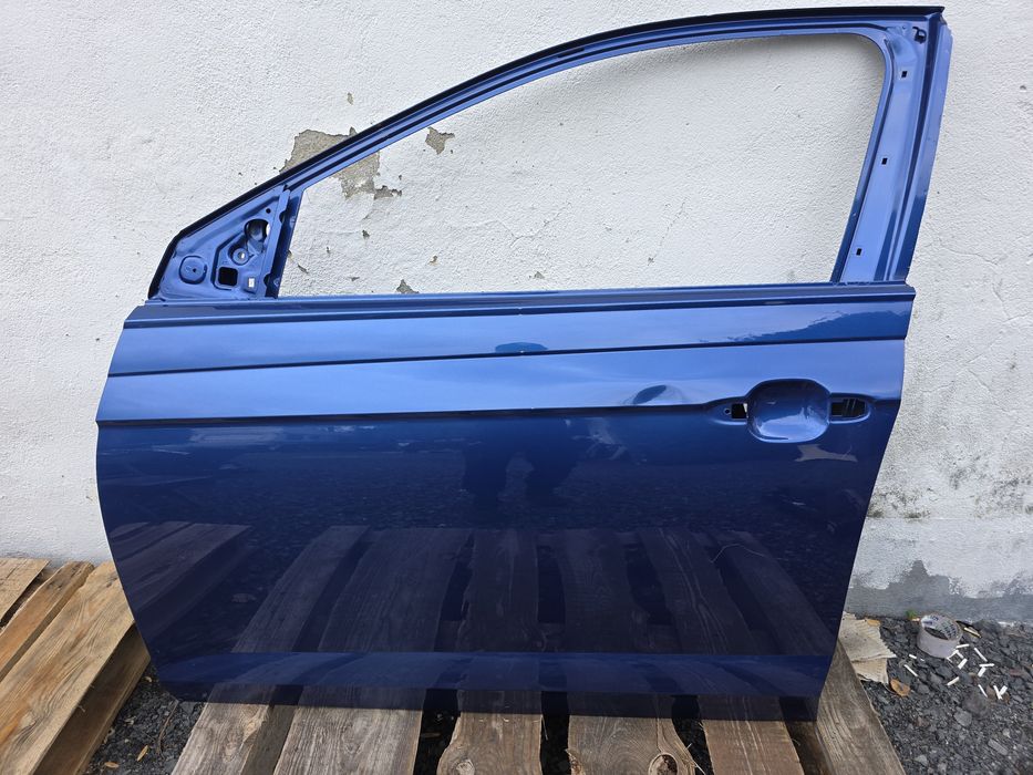 Volkswagen  Polo  2G dzwi lewa strona