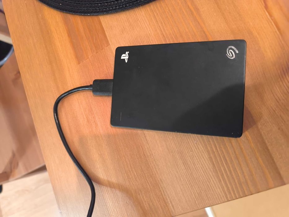 Sprzedam dysk 2 tb pamięci do ps4