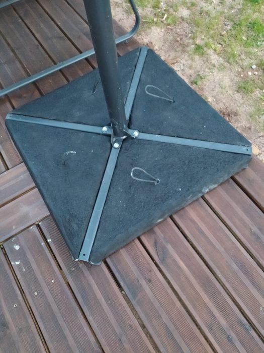 Bases de cimento para chapéu de sol