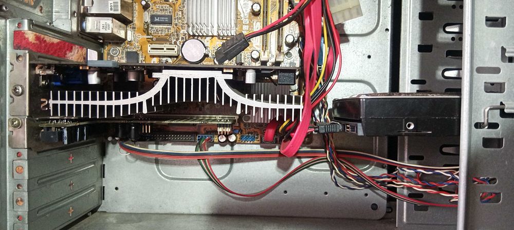 Робочий системний блок ПК на Intel Core Duo E8400, 4Gb Ram, 250Gb