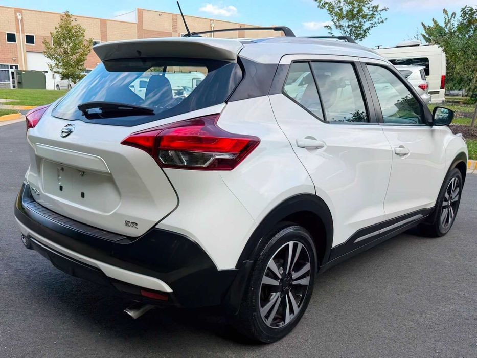 Nissan Kicks SR      2019
