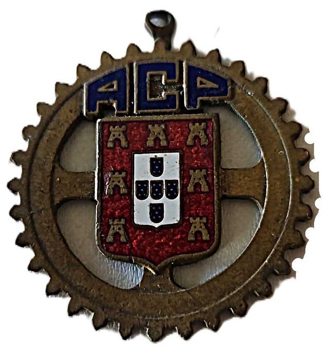Automobilia-Carros-Emblemas e Chapas de Motor - 1928 a 1980