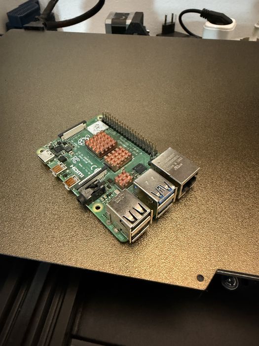 Raspberry Pi 4B 2gb ram